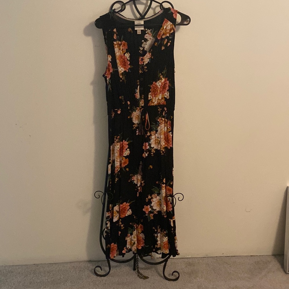 Black floral midi dress